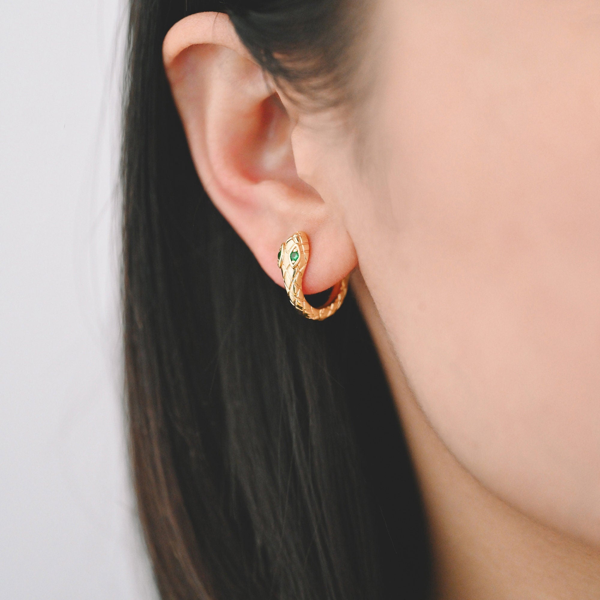 4pcs Snake Hoop Earrings, Gold Huggie Earrings 16mm, Snake Huggie Hoops (GB-2629)